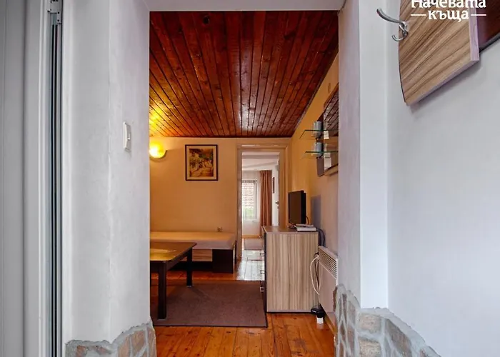 Nachevata Kashta * Veliko Tarnovo